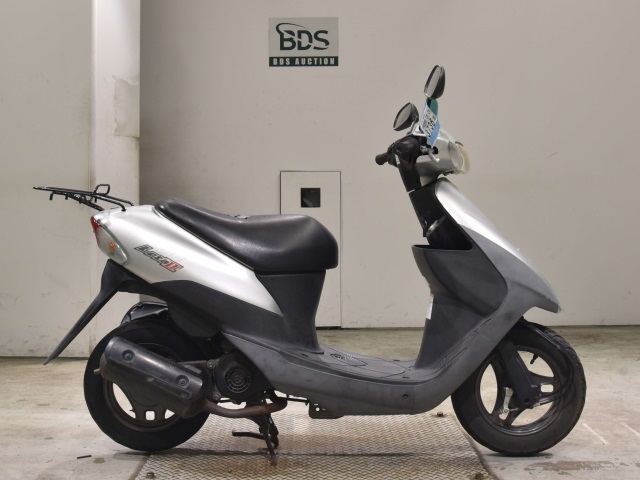Suzuki LETS2