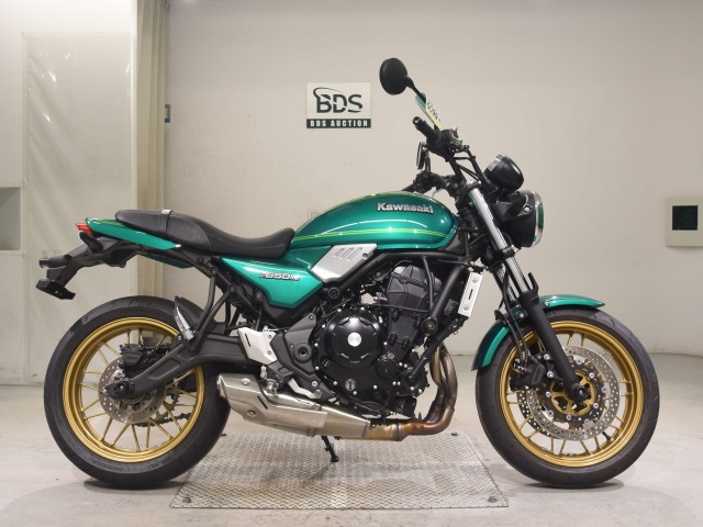Kawasaki Z650RS 2023