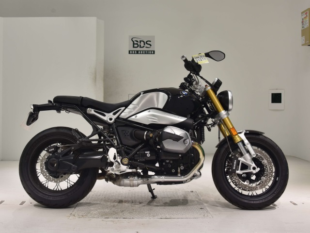 BMW R NINE T 2023