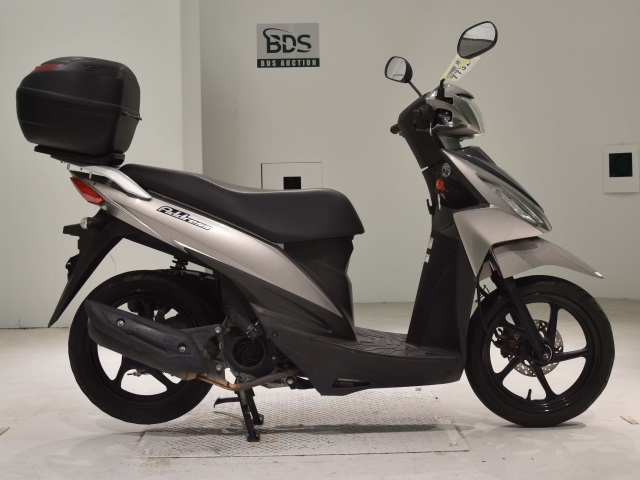 Suzuki ADDRESS V110