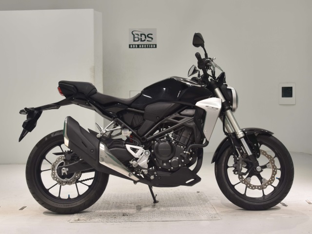 Honda CB250R 2018