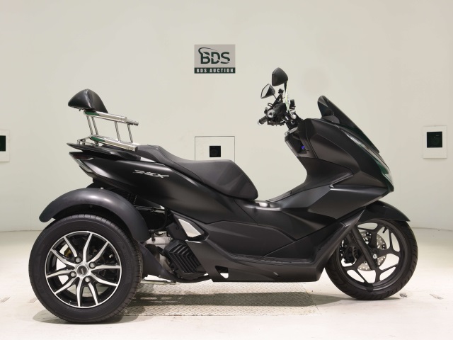 Honda PCX160 TRIKE 2021