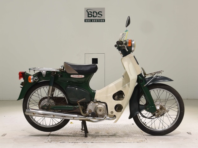Honda C50 2002