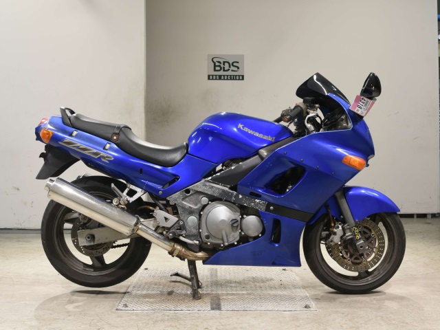 Kawasaki ZZ-R400 2003