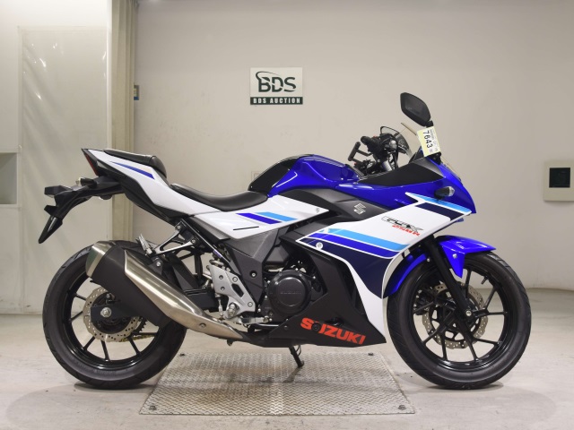Suzuki GSX250R