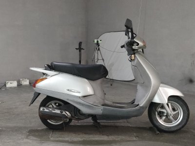 Honda LEAD100 2001