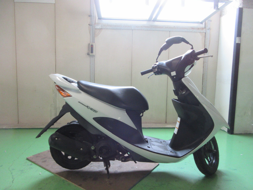 Suzuki ADDRESS V50