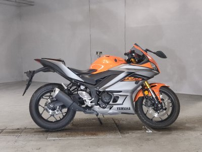 Yamaha YZF-R25 2023
