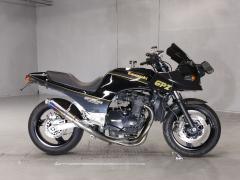 Kawasaki GPZ900R 1989