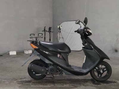 Suzuki ADDRESS V50