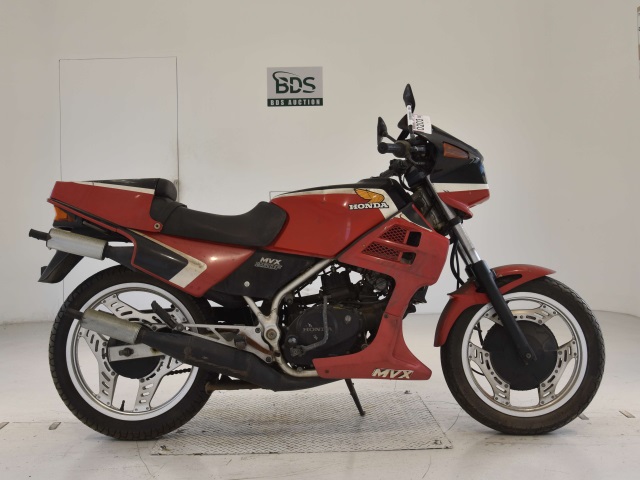 Honda MVX250F 1983