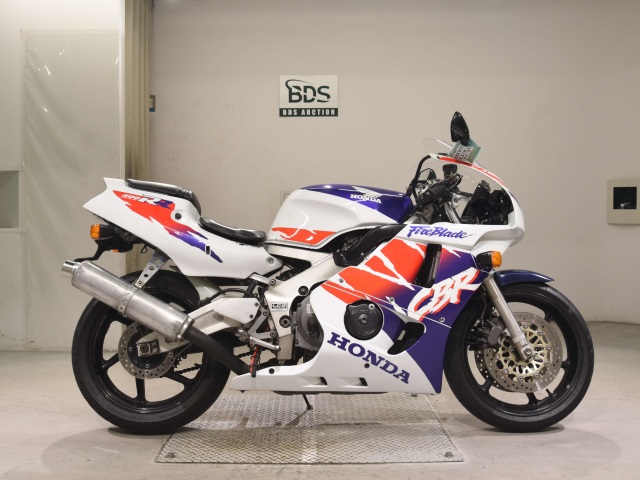 Honda CBR400RR 1996