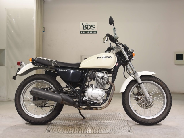 Honda CB223S 2010
