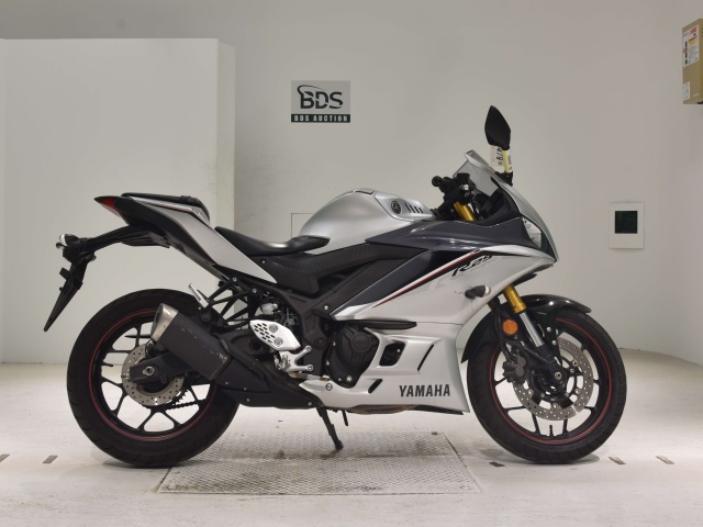 Yamaha YZF-R25A 2020
