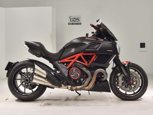 Ducati DIAVEL CARBON 2014