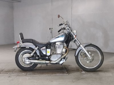 Suzuki SAVAGE650