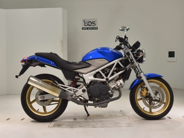 Honda VTR250 2011
