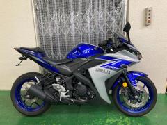 Yamaha YZF-R25A 2015