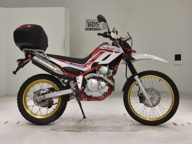 Yamaha SEROW XT250 2020