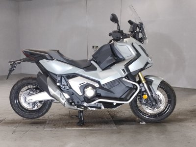 Honda X-ADV750 2025