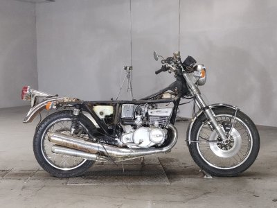 Suzuki GT550