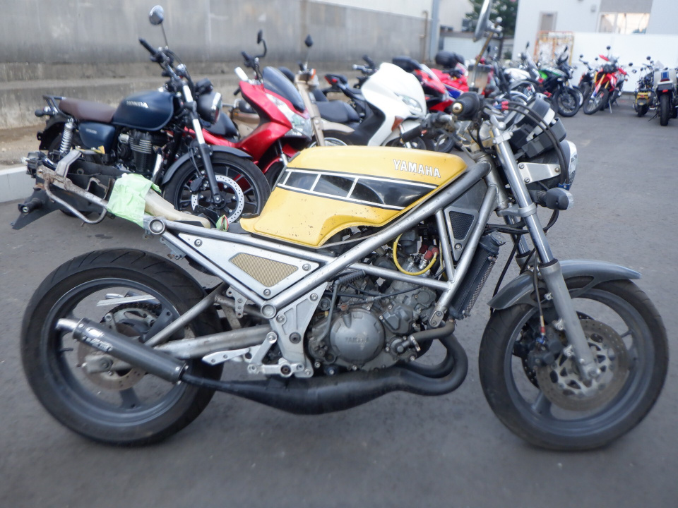 Yamaha R1-Z 1990
