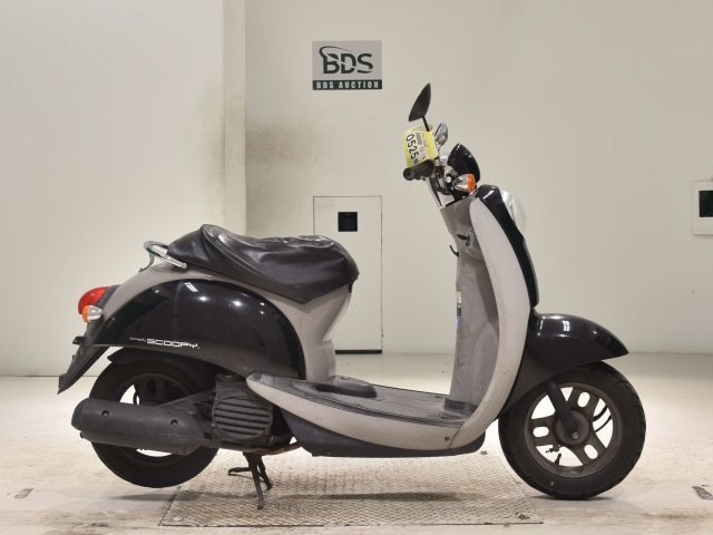 Honda SCOOPY50 2005