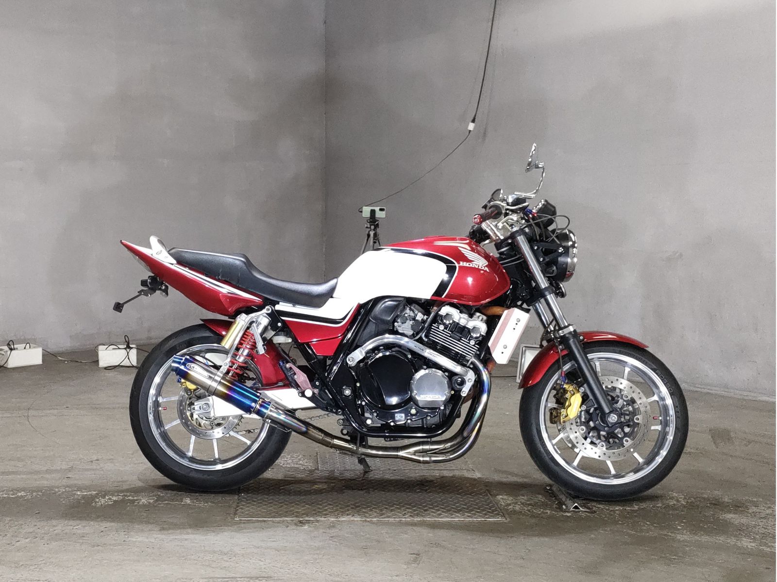 Honda CB400SFV 2005