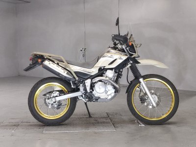 Yamaha SEROW XT250