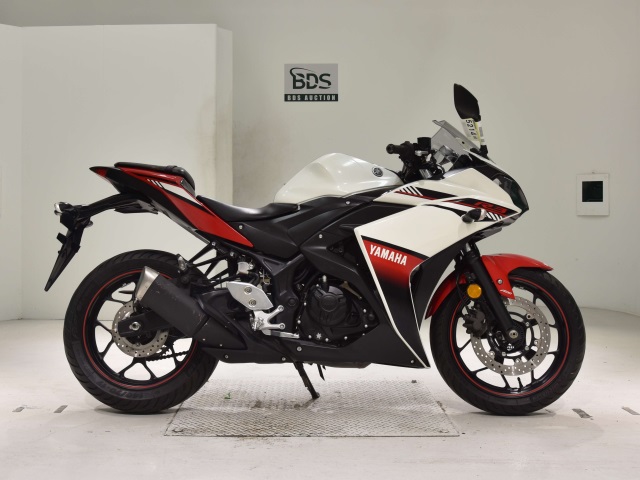 Yamaha YZF-R3 2016
