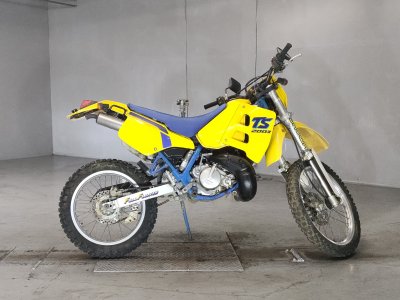 Suzuki TS200R