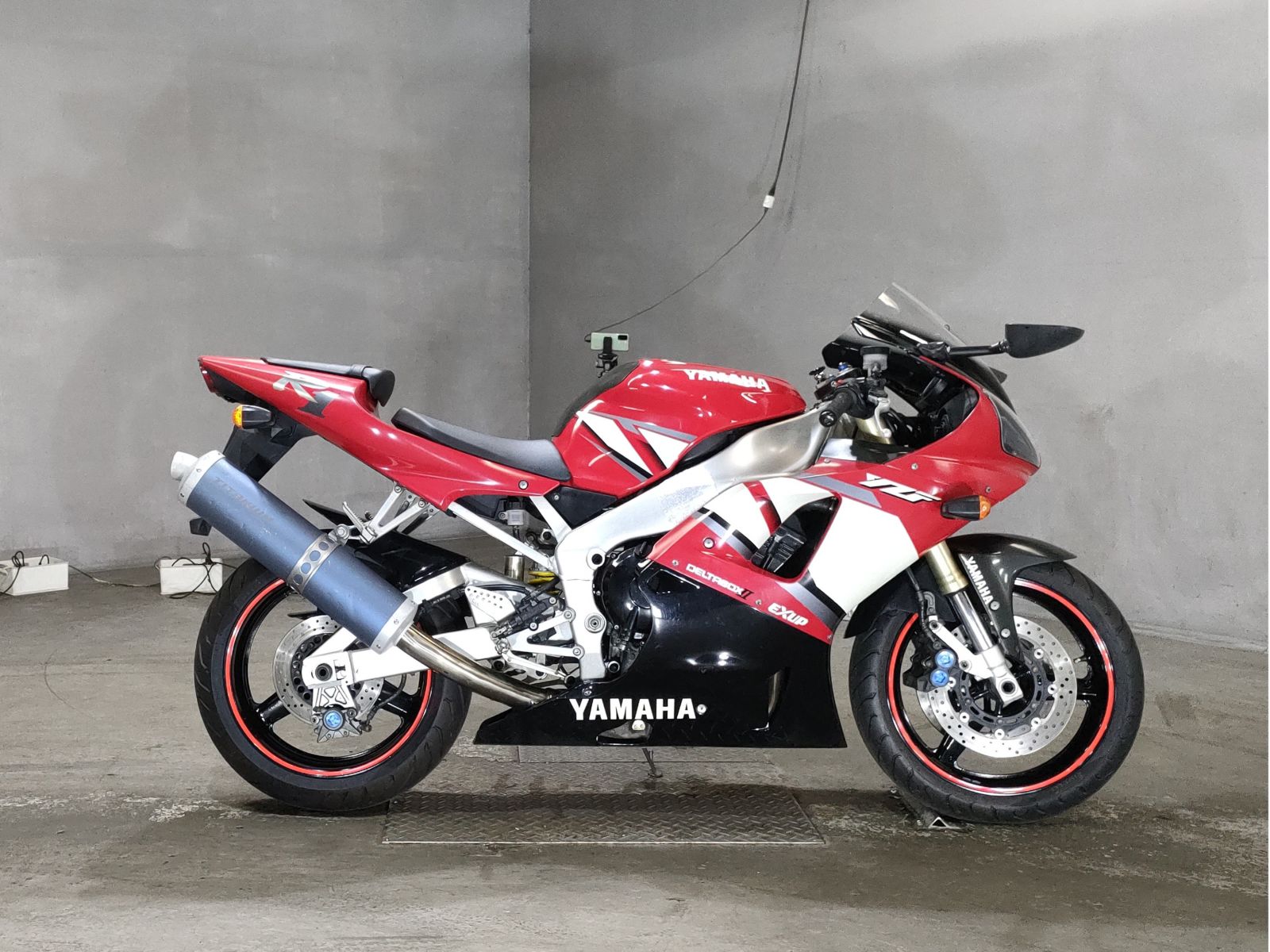 Yamaha YZF-R1 2001