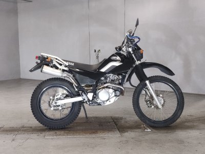 Yamaha SEROW XT225 2002