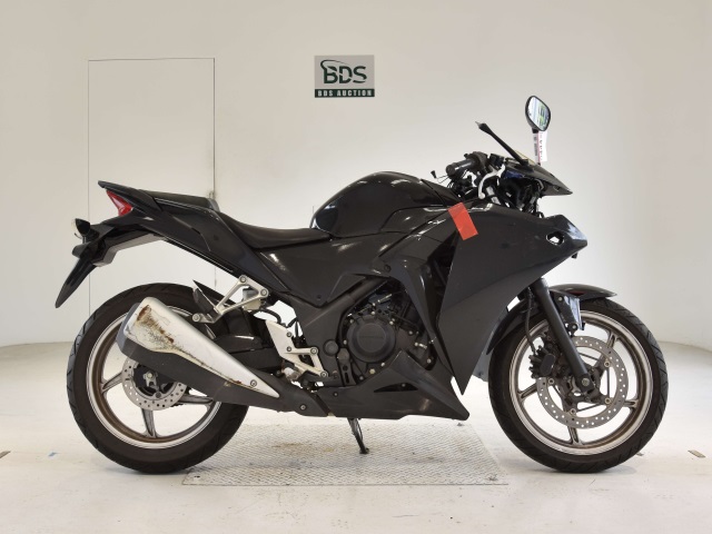 Honda CBR250R 2011