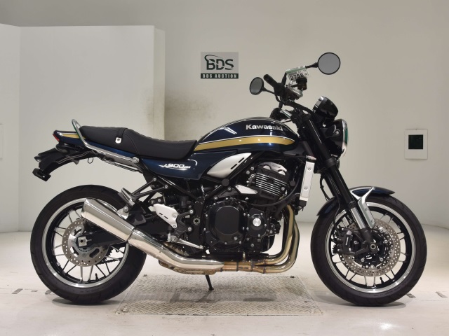 Kawasaki Z900RS 2022