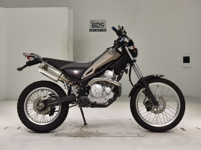 Yamaha TRICKER 2018