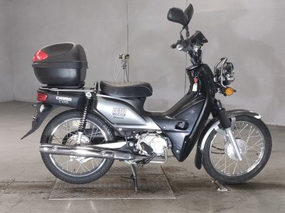 Honda CC110 CROSSCUB 2016