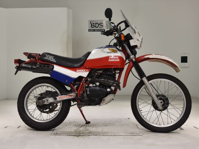 Honda XL250R PARIS-DAKAR 1982