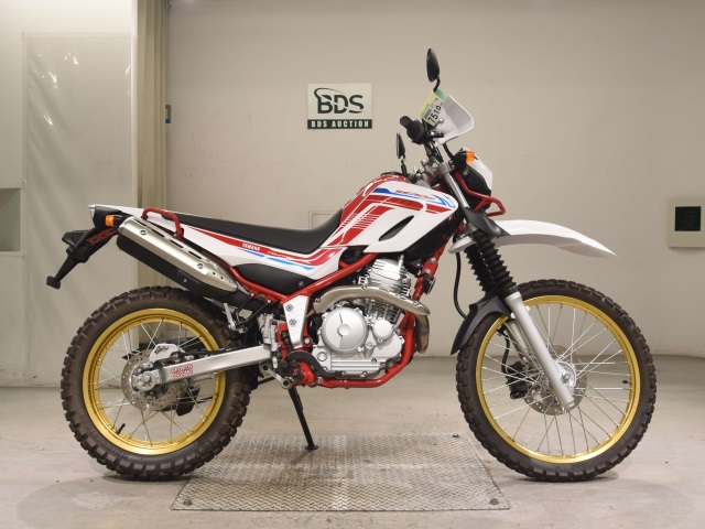 Yamaha SEROW XT250 2020
