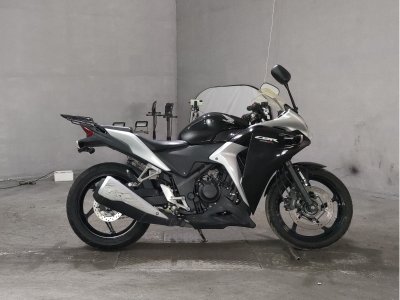 Honda CBR250R 2011