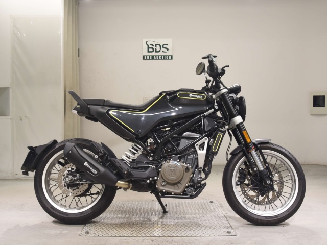 Husqvarna SVARTPILEN 401 2018