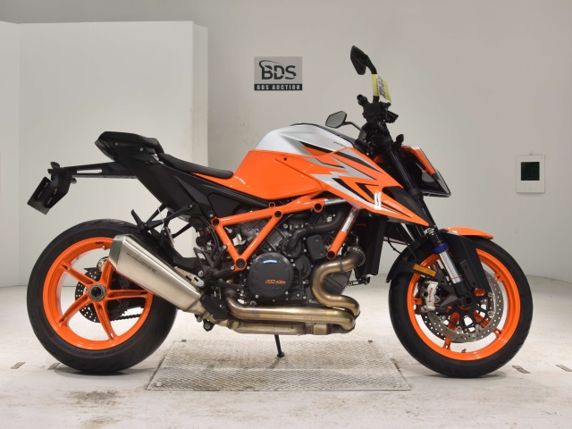 KTM 1290 SUPERDUKE R 2022