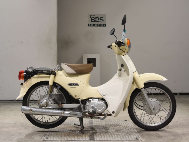 Honda C110 2011