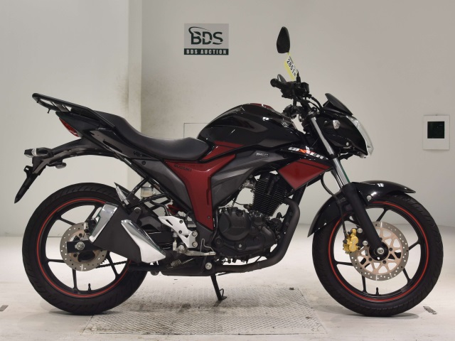 Suzuki GIXXER150