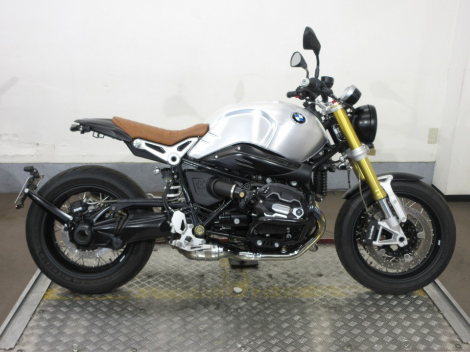 BMW R NINE T 2022