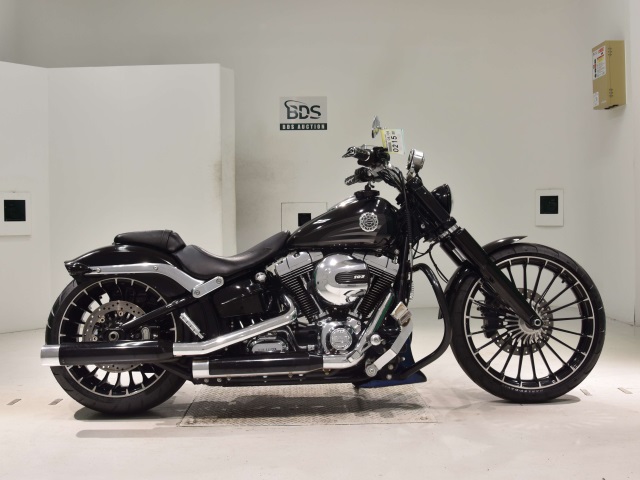 HD BREAKOUT FXSB1690 2017