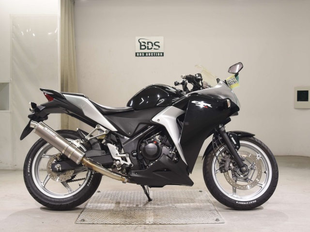 Honda CBR250RA