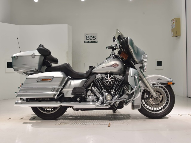 HD ELECTRA GLIDE FLHTC1580 2009