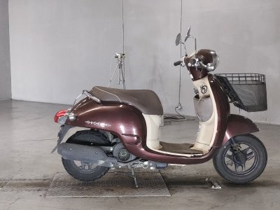Honda GIORNO 2011