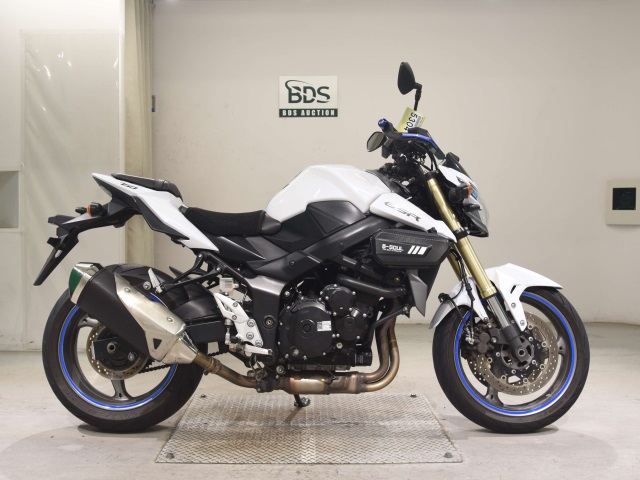 Suzuki GSR750A 2013